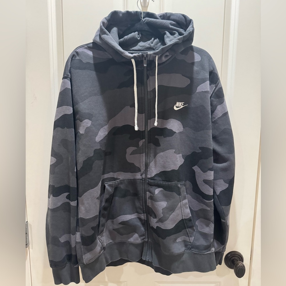 Men’s Nike Full Zip Hoodie